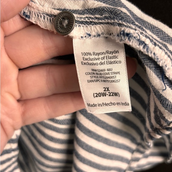 Terra & Sky Soft Linen Tunic Top Size 2X Flutter Sleeves Blue White Stripe - Picture 4 of 5